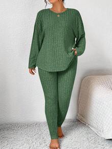 SHEIN Frenchy Plus Size Casual Solid Color Top And Pants 2 Pieces Set/Winter Fall - Green - View 3
