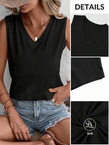 EMERY ROSE Plus Size Women's Simple Black Versatile Fitted Solid V-Neck Camisole, Suitable For Summer - Black - View 1