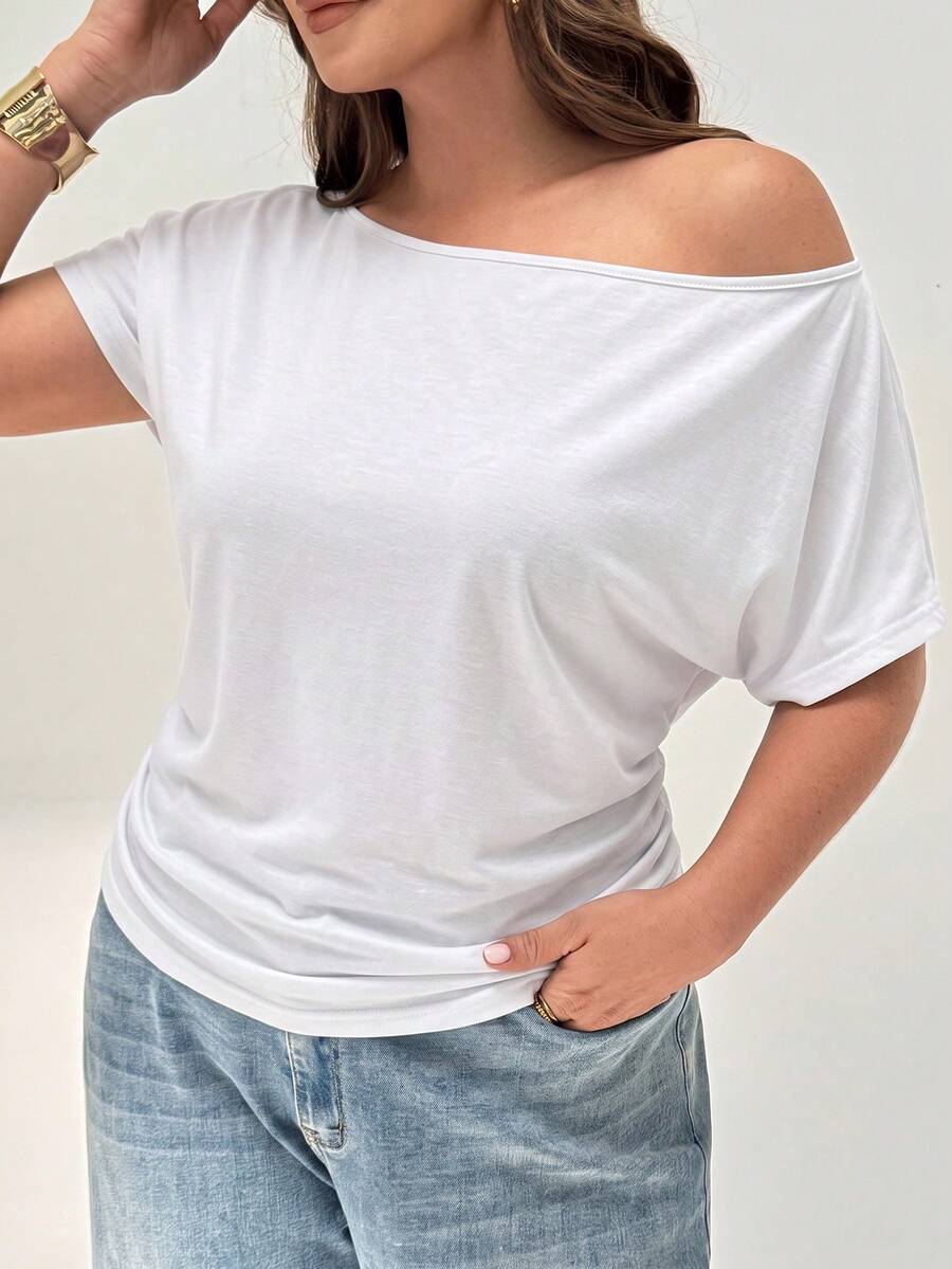 Shapeblank 大尺碼女款純色不對稱肩蝙蝠袖短袖休閒T恤 - 白色 - 查看 1