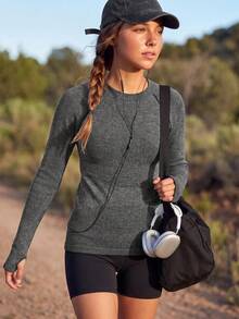 WanderVale Women's Fashion Versatile Long Sleeve Outdoor T-Shirt, Korean Vintage Style - Grey - View 6