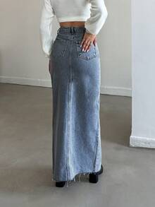 SHEIN تنورة جينز طويلة بقصة عادية وخصر عالي وأزرار وفتحة أمامية، أسلوب كاجوال، غسيل أزرق فاتح، مقاس صغير - أزرق فاتح - مشاهدة 2