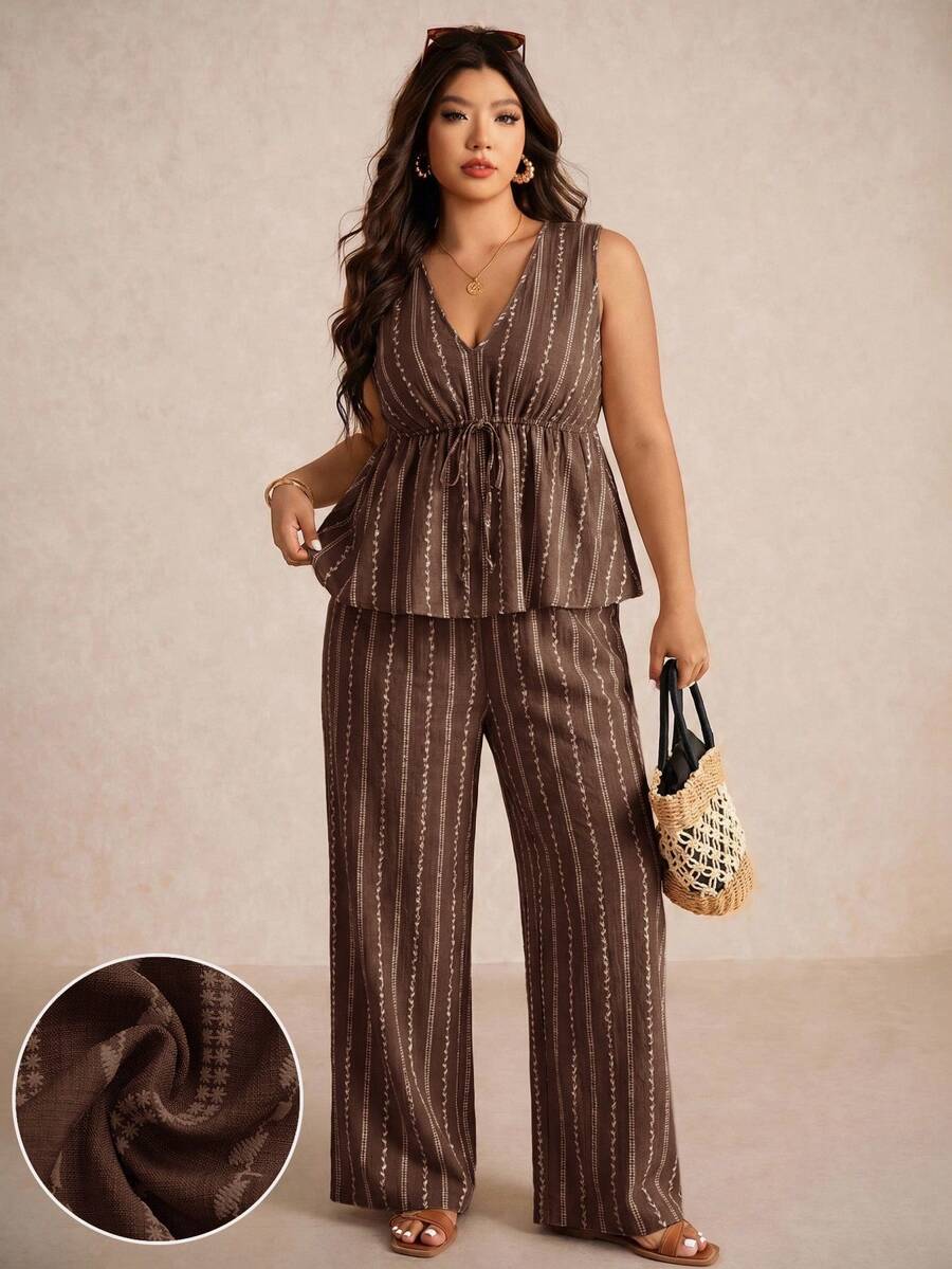 SHEIN Essnce 大尺碼度假休閒背心與長褲兩件套 - 棕色 - 查看 1