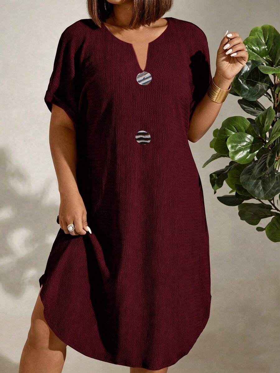 EMERY ROSE CURVE Plus Size Women Spring Summer Solid Color Knit Textured Fabric V-Neck Curved Hem Personalized Large Button Decor Loose Casual Home Comfortable Mid-Length Dress - Burgundy - View 1