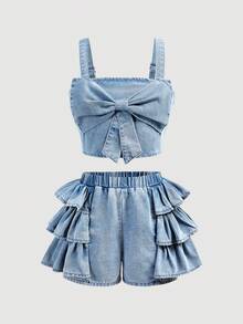 SHEIN 少女夏季海滩波西米亚风两件套，浅色水洗牛仔蝴蝶结装饰上衣和荷叶边牛仔短裤，度假两件套，夏季音乐会、节日休闲派对装扮，少女夏季早午餐毕业典礼装扮 - 淺色水洗藍 - 查看 1