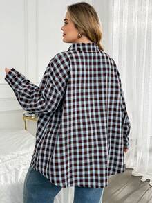 SHEIN CURVE+ 大尺碼女款格紋落肩長袖單排扣休閒襯衫 - 彩色 - 查看 2