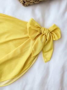 SHEIN 青少年女孩分體式比基尼上衣與泳褲套裝 藍白度假風碎花側邊蝴蝶結裝飾 休閒連身泳衣附遮陽裙 - 彩色 - 查看 4