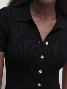 BizChic 女款黑色鈕扣針織毛衣，翻領設計，休閒法式極簡辦公風，萬聖節秋冬穿搭 - 黑色 - 查看 4