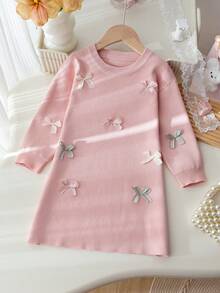SHEIN Playful Pals 4-7歲女童粉色圓領長袖針織洋裝，滿版3D蝴蝶結A字版型，適合幼童外出、生日、溫柔風春秋冬公主針織洋裝 - 粉色 - 查看 1