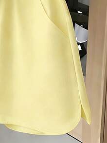 Resyla 女士T恤短裤套装，纯黄色，夏季休闲装，图案设计，优雅百搭，适合日常、户外、购物、旅行等场合。 - 彩色 - 查看 3