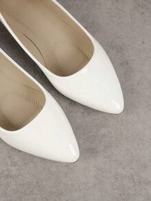 SHUZIA Women Flats Plain Fashionable - Putih - View 2
