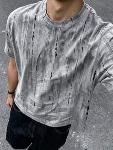 Resyla Men 男士寬鬆版型短袖T恤，線條印花圖案設計，舒適面料，休閒日常百搭 - 彩色 - 查看 1