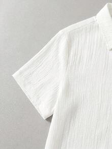 SHEIN Camisa de manga corta tejida ajustada con cuello y botones de unicolor estilo vacaciones para niño preadolescente - Multicolor - Ver 3