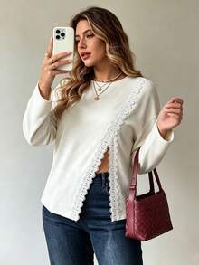 Elegantrix Blusa de mujer talla grande estilo francés elegante casual color crema blanco con encaje patchwork abertura lateral diseño holgado manga larga otoño chic brunch formal - Albaricoque - Ver 1