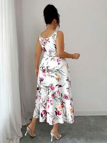 Elenzga Plus Size Floral Print Square Neck Sleeveless Dress - White - View 2