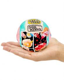 MGA Entertainment 1件隨機款式 MGA Miniverse Make It Mini From Scratch 神秘膠囊，隨機款式 DIY 迷你蛋糕甜點手工套件，微型烘焙場景模型，創意組裝，可收藏桌面書架裝飾擺件 - 彩色 - 查看 4