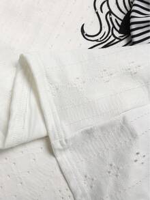 SHEIN 青少年女孩春夏休閒度假寬鬆蝙蝠袖 3D人像印花裝飾圓領針織提花T恤搭配直筒寬腿褲 2件套 白色上衣黑白條紋褲 - 黑色 - 查看 7