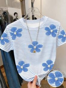 Resyla Striped 3D Floral Digital Print Pattern T-Shirt For Women - Multicolor - View 4