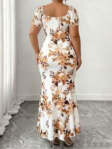 GlowEve CURVE Elegant Square Neck Short Sleeve Floral Print White Background Plus Size Dress, Suitable For Spring, Summer And Autumn - White - View 2