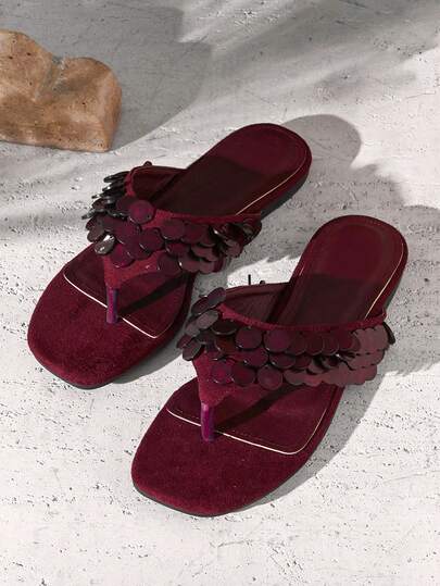 SHUZIA Women's Casual Comfortable Thong Style Waverly Shell Flat Sandals Summer Shoes