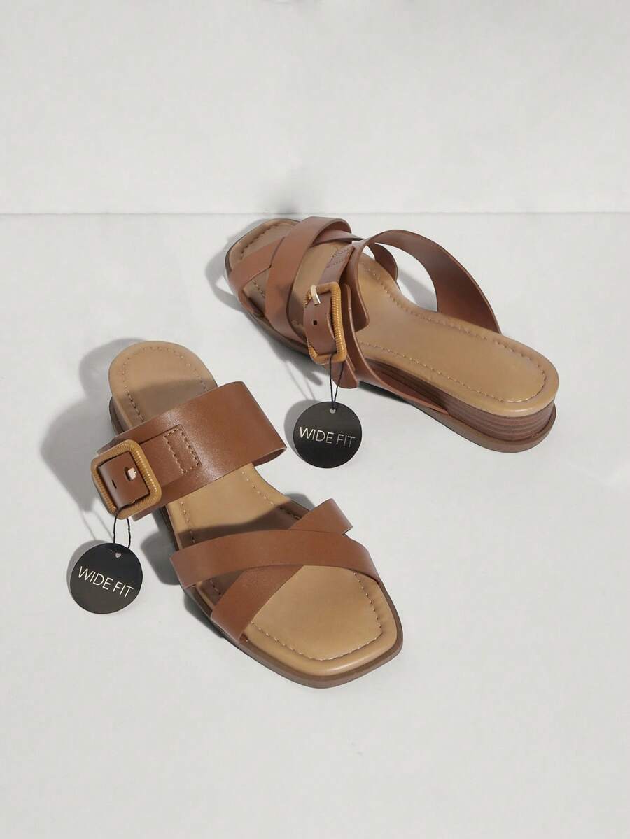 SHUZIA Sandal Lebar - Coklat - View 1