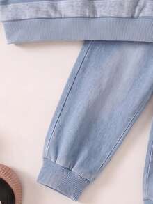 SHEIN 隨機 3 套買 1 送 1 休閒優雅經典復古花卉圖案字母印花圓領長袖羅紋運動衫，搭配同款圖案印花長運動長褲 - 彩色 - 查看 4
