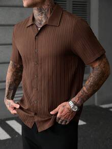 Manfinity CasualCool Men's Solid Color Short Sleeve Single-Breasted Shirt, Streetwear, Casual, Summer - Brown - View 1