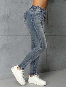 Jeanoix 女款性感鈕扣口袋牛仔褲，辣妹派對風 - 中等水洗藍 - 查看 5