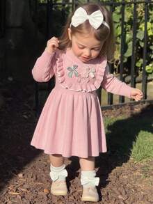 SHEIN Vintaside Kids 6個月至3歲女嬰幼兒粉色荷葉邊3D蝴蝶結針織毛衣洋裝，皮克針織公主裙，適合1歲生日派對、外出、拍照，春秋款 - 杏色 - 查看 2