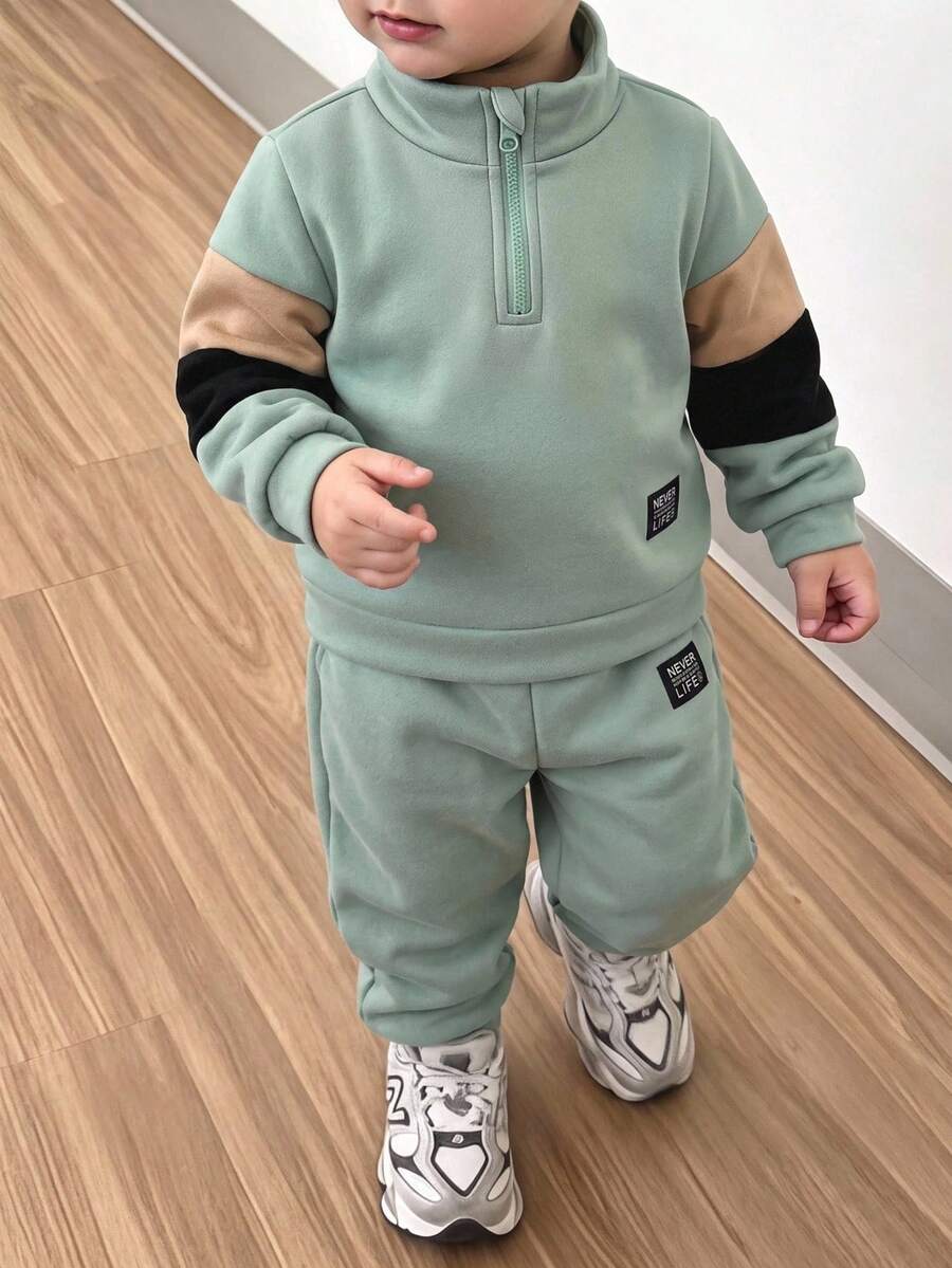 SHEIN 小男孩拼色袖半拉鍊運動衫慢跑褲套裝,2件式立領抓絨運動服,幼兒休閒日常穿搭,適合秋季與秋冬,校園穿著 - 薄荷綠 - 查看 1