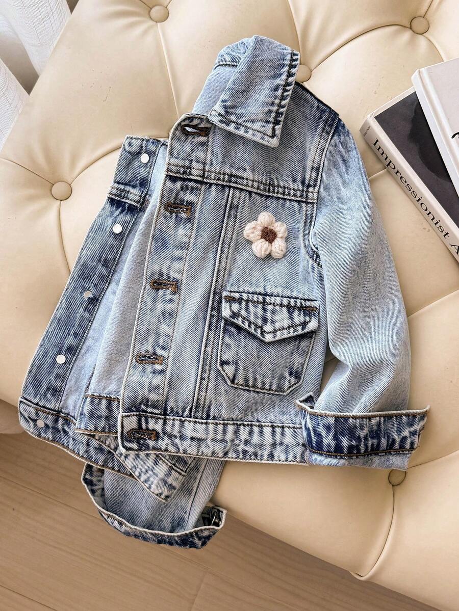 SHEIN New Girls' Floral Decor Cute Playful Denim Jacket, Soft Cotton Material, Stylish, Suitable For Holiday, Daily Wear, School, Commute, Back To School - Medium Wash - View 1