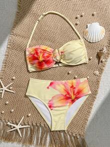 SHEIN Tween Girls Bikini Sets, Fashionable Casual Elegant Two Pieces Swimwear, Yellow Base With Large Red Flower Print, Metal Decor, Suitable For Swimming, Vacation, Summer - Yellow - View 3