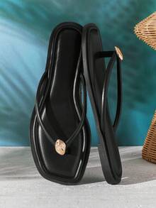 VACAZURE 女士方头金色点缀极简卷边软垫PU黑色人字拖——精致、简洁、轻松时尚 - 黑色 - 查看 2