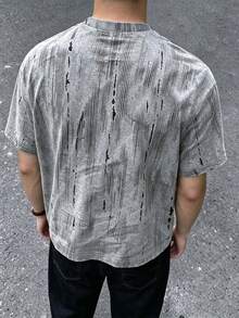 Resyla Men 男士寬鬆版型短袖T恤，線條印花圖案設計，舒適面料，休閒日常百搭 - 彩色 - 查看 2