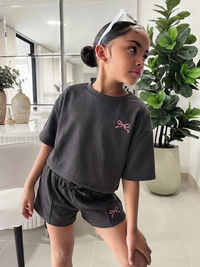 SHEIN 2pcs/Set Tween Girls Loose Short T-Shirt + Camouflage Print Drawstring Waist Casual Shorts, Kids Shorts, Daily Casual Outfit Set