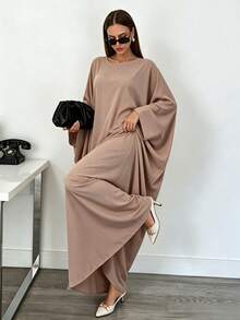 Al Najma Solid Simple Batwing Sleeve Abaya, Loose Oversized Maxi Kaftan Dress, Casual Modest Islamic Women Long Robe For Daily Wear - Khaki - View 3