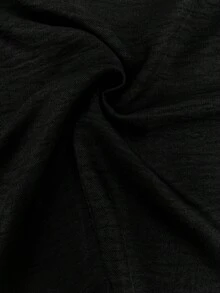 SHEIN 大尺碼女款春夏休閒度假日常通勤對比飾邊缺口領無袖上衣與寬腿長褲套裝 - 黑與白 - 查看 7