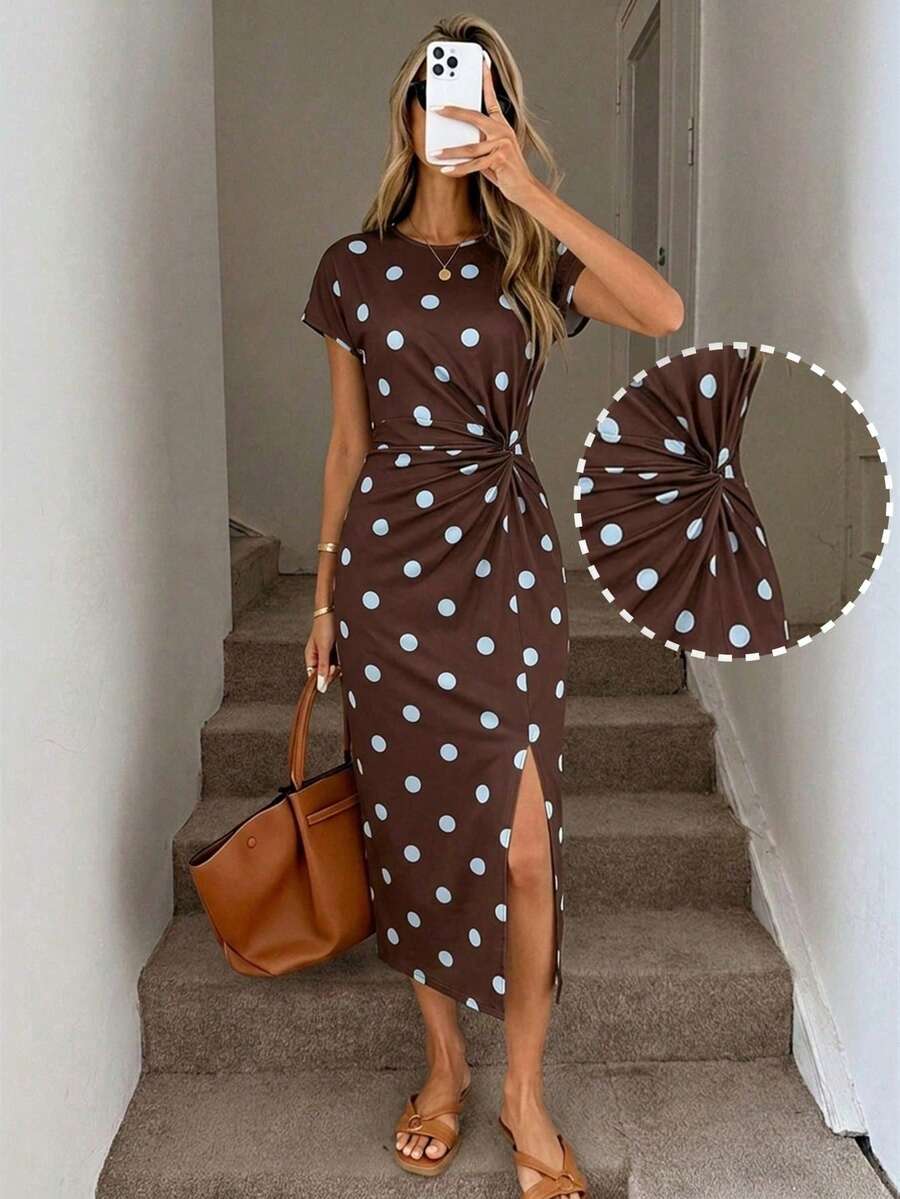 SHEIN LUNE Gaun Ukuran Besar Motif Polkadot dengan Belahan Depan Berpilin - MultiWarna - View 1