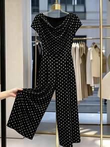 GlowEve CURVE White Elegant Commuter Comfortable Plus Size Jumpsuit - Black and White - View 3