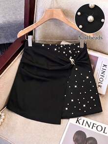 GlowEve CURVE Rok Pesta Wanita Ukuran Plus Elegan Bergaya dengan Hiasan Mutiara dan Gesper Dekoratif Berlapis-lapis untuk Musim Gugur - Hitam - View 1