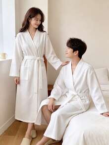 1 Piece New White Unisex Couple Bathrobe, Long-Sleeve Full-Length Bath Towel Robe. Crafted From Water-Absorbent, Quick-Drying And Breathable Fabric, It Is Ultra-Soft And Skin-Friendly, Suitable For All Seasons. An Essential Home & Vacation Staple. - White - View 4