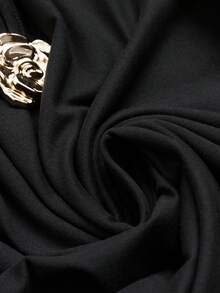 GlowEve CURVE Atasan Kaos Wanita Ukuran Plus Serbaguna Seksi Warna Polos Lengan Panjang Pas Badan Melangsingkan dengan Lapisan Dalam Berongga untuk Musim Gugur - Hitam - View 5