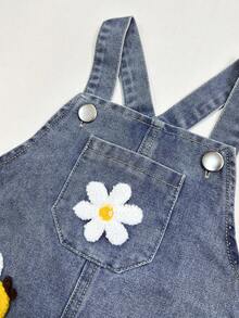 SHEIN Vintaside Kids 2件組女嬰幼兒0-3歲春秋保暖奶油黃水藍色荷葉袖上衣搭配水洗牛仔吊帶褲 3D雛菊蜜蜂設計 - 黃色 - 查看 3