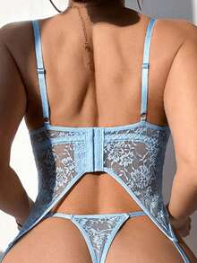 SHEIN 女款經典性感浪漫婚禮季蕾絲飾邊上衣 + 內褲 + 大腿吊襪帶 3件套 - 淺藍色 - 查看 2