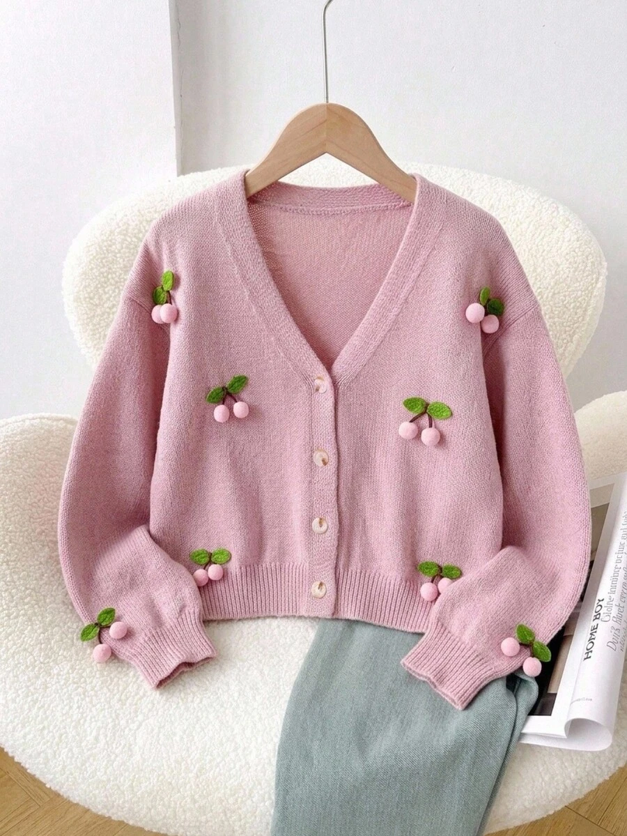 SHEIN Vintaside Kids 女童甜美可愛 3D 粉色櫻桃與蓮花粉短版開襟針織外套,V 領長袖落肩針織毛衣,適合居家、休閒、外穿、購物、聚會,秋冬款 - 藕粉色 - 查看 1