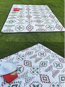 Selimut Piknik Lipat Motif Geometris Klasik, Tikar Luar Ruangan Portabel Tahan Air dan Pasir untuk Perjalanan, Taman, dan Halaman Rumput - MultiWarna - View 3
