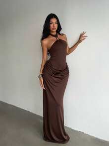 SHEIN Glamour Setelan Dua Potong: Bodysuit Model Halter Silang dengan Cincin Logam dan Rok Maxi Lurus dengan Detail Kerut di Pinggang, Pakaian Pesta Malam Wanita - Coffee Brown - View 5