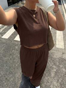 Muchica 大尺碼女款巧克力棕色圓領無袖背心與彈性腰長褲休閒兩件套 - 巧克力棕 - 查看 6