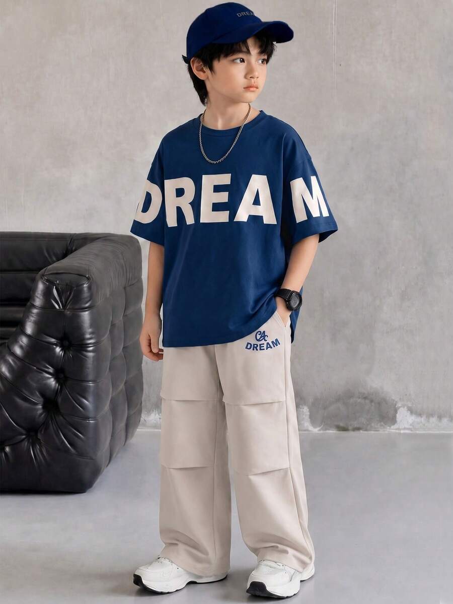 SHEIN 青少年男孩字母印花短袖上衣與長褲休閒日常2件套 - 彩色 - 查看 1
