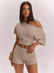 SHEIN BAE 女款條紋不對稱領短版上衣與短褲休閒兩件套 - 白色 - 查看 8