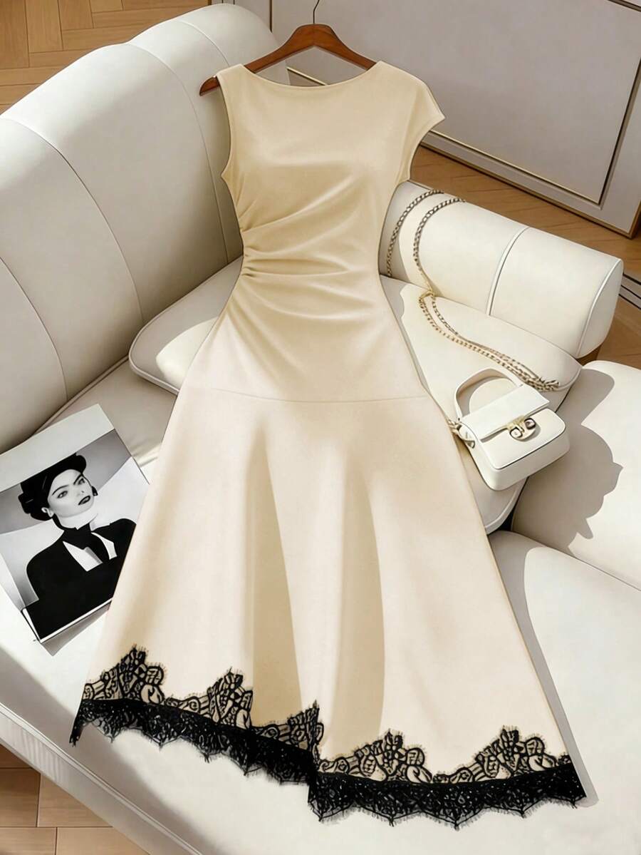 SHEIN Raffinéa 米色女款中長洋裝,黑色蕾絲裝飾與抓皺腰部設計 - 杏色 - 查看 1